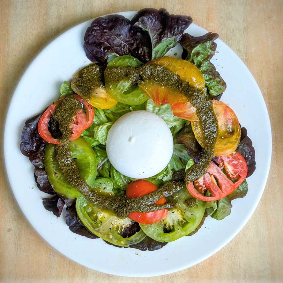 Restaurant-Assiette tomates burrata.jpg